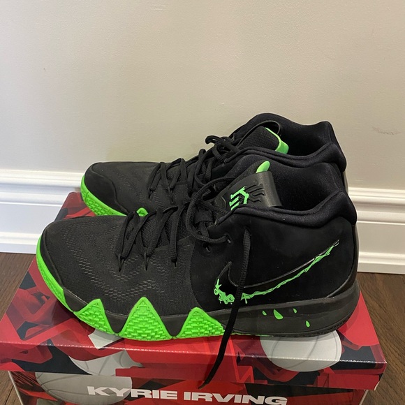 Nike Kyrie 4’s “Halloween” Size 12 Men’s - Picture 3 of 5